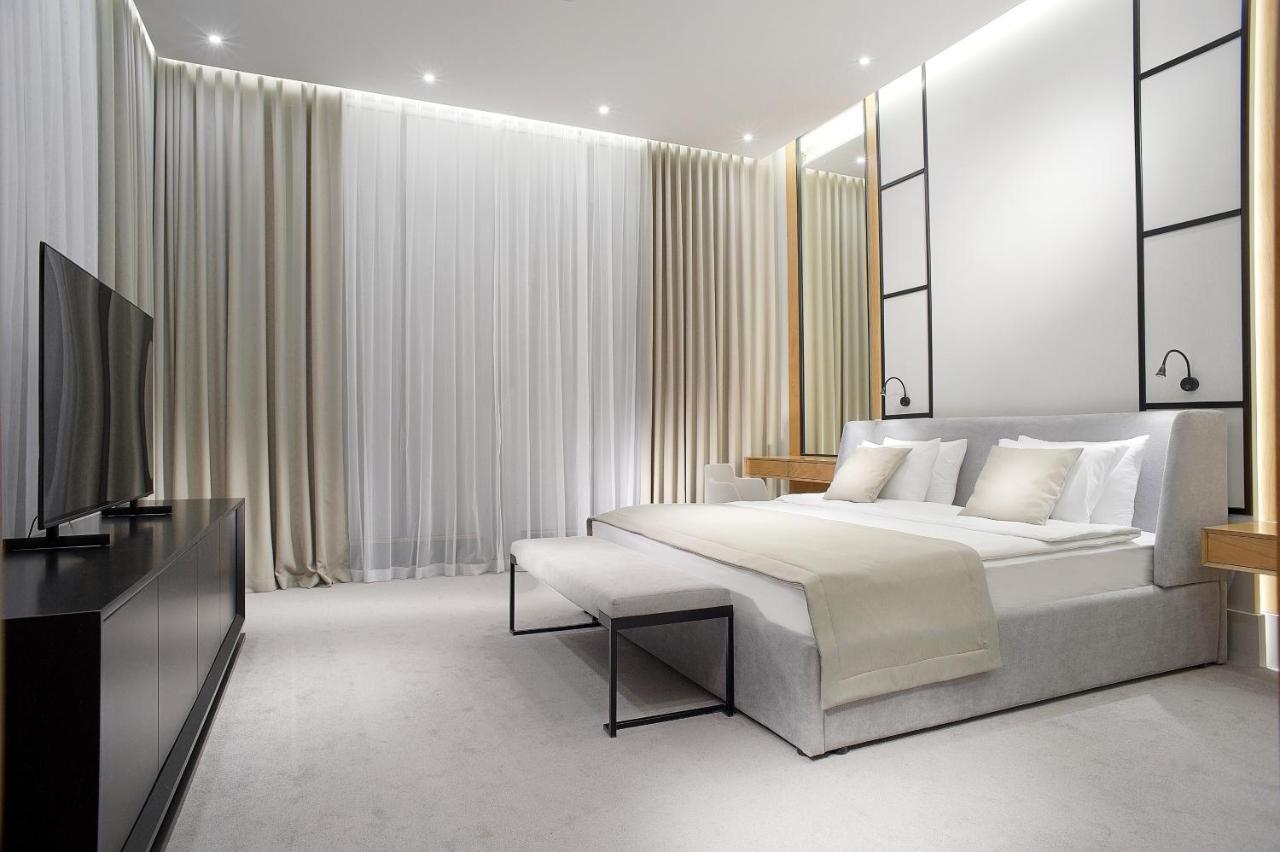 Neos Hotel 阿斯坦纳 外观 照片